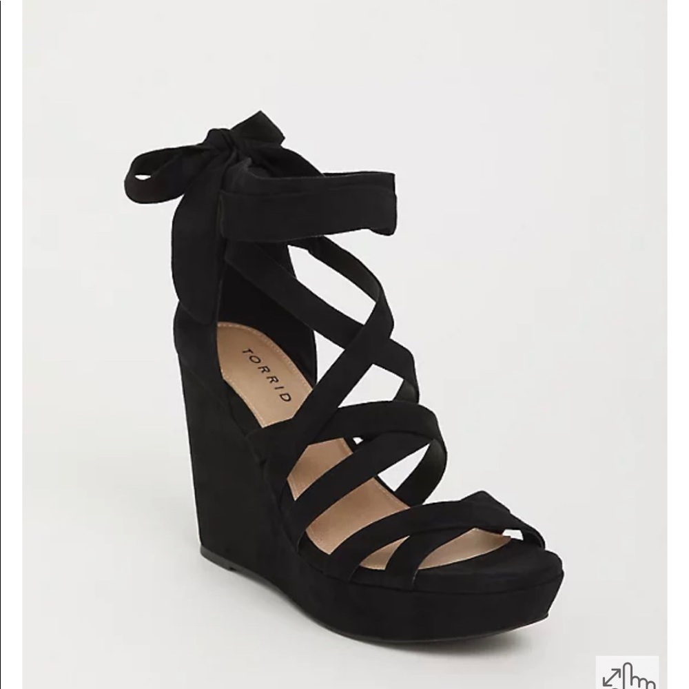 NEW TORRID ANKLE WRAP FAUX SUEDE PINUP WEDGE SANDALS - Sz 8 8w